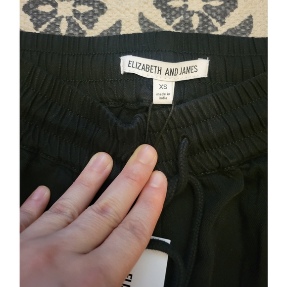 NWT Elizabeth and James cargo jogger black pant Size xs - Picture 3 of 8